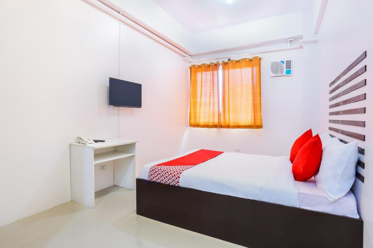 مانيلا Oyo 505 Jardin Suites المظهر الخارجي الصورة