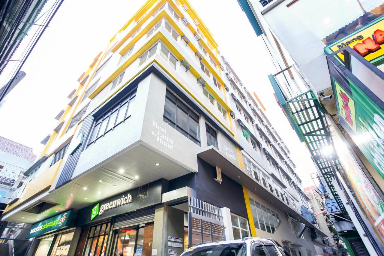 مانيلا Oyo 505 Jardin Suites المظهر الخارجي الصورة